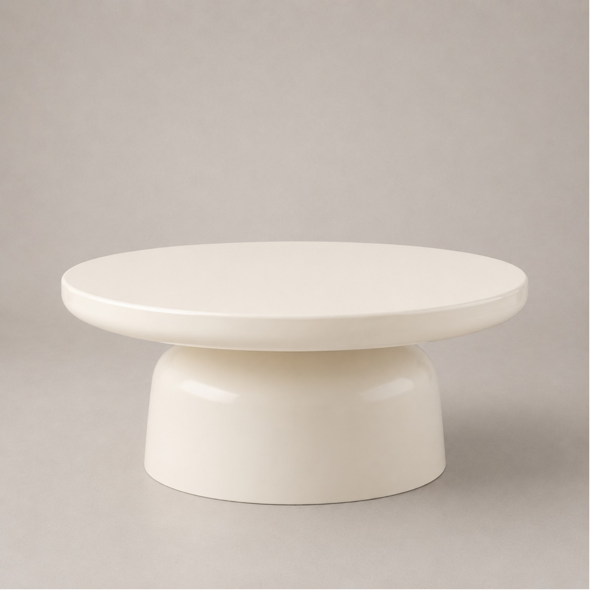 Ysée | Table basse ronde laqué blanc crème sur socle colonne